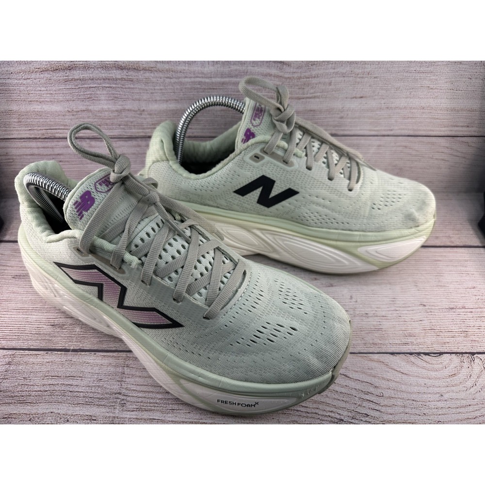 New Balance Women's Fresh Foam X More v5 Green Running Shoes Size 9 B WMORLM5